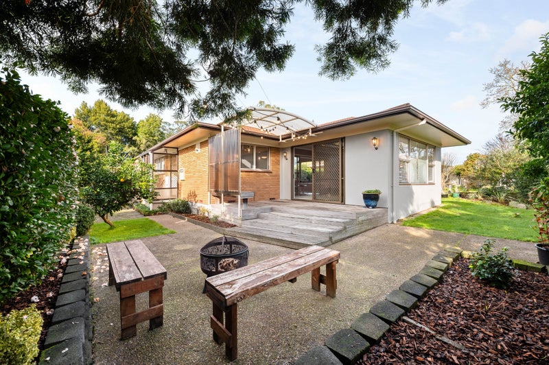 216B Peachgrove Road, Claudelands, Hamilton - Carousel 1