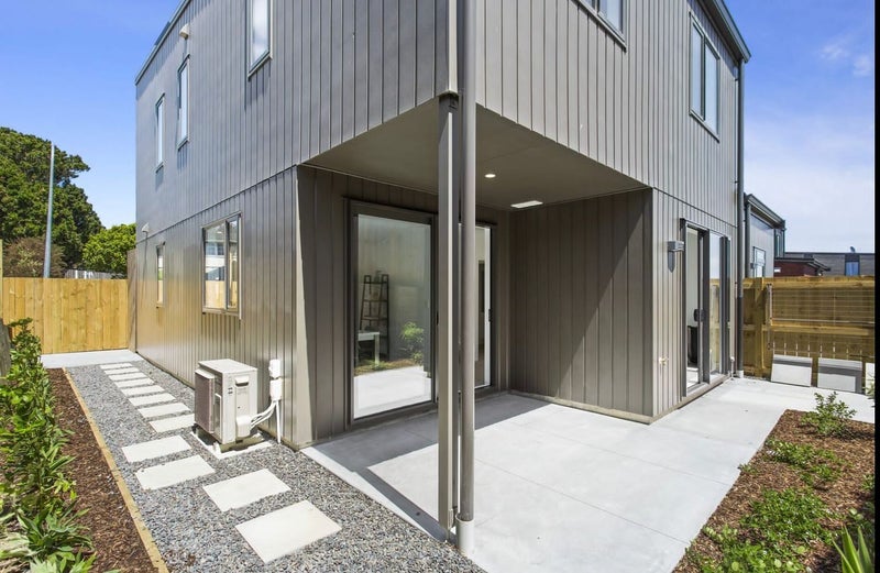 2D Delemere Place, Glen Innes, Auckland - Carousel 2