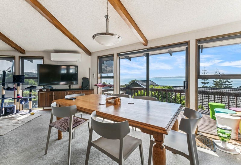 166 Clovelly Road, Bucklands Beach, Auckland - Carousel 2