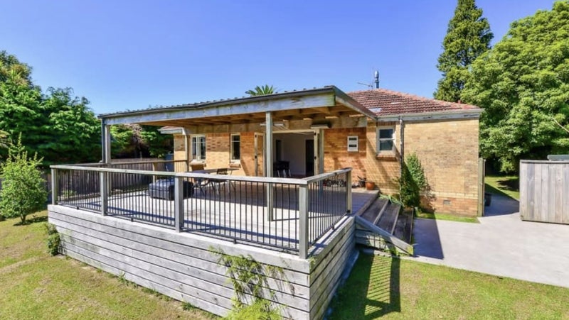 24 Taniwha Street, Frankton, Hamilton - Carousel 1