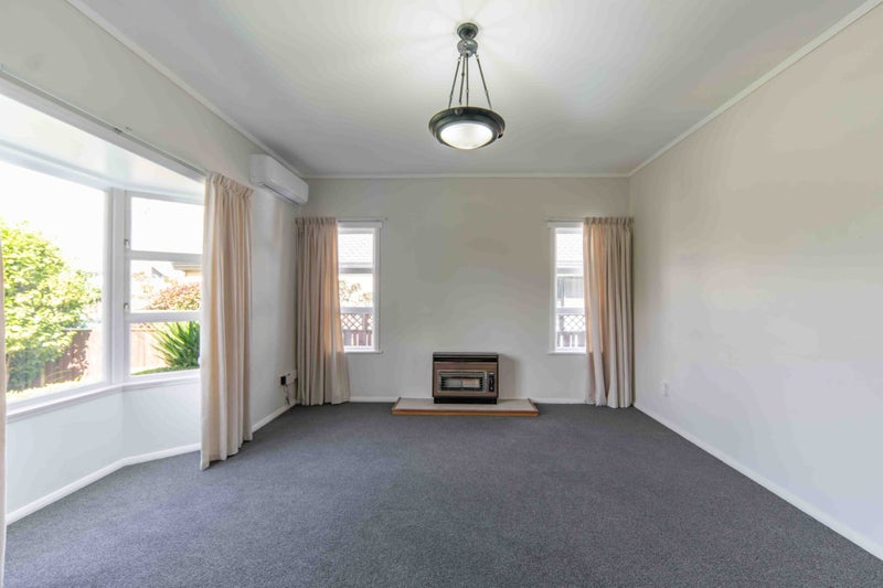 21 Pearsons Avenue, Claudelands, Hamilton - Carousel 2