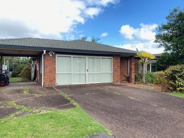 48 Frank Nobilo Drive, Golflands, Auckland - Carousel 2