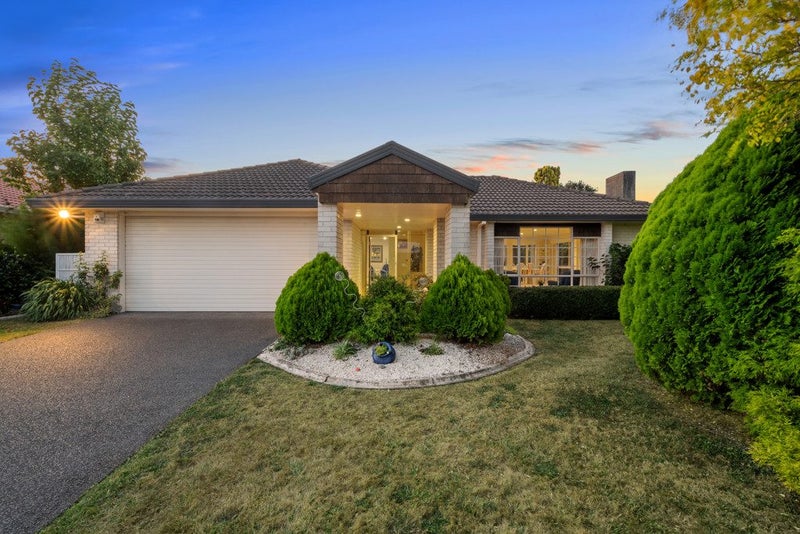 24 Aristoy Close, Conifer Grove, Takanini - Carousel 2