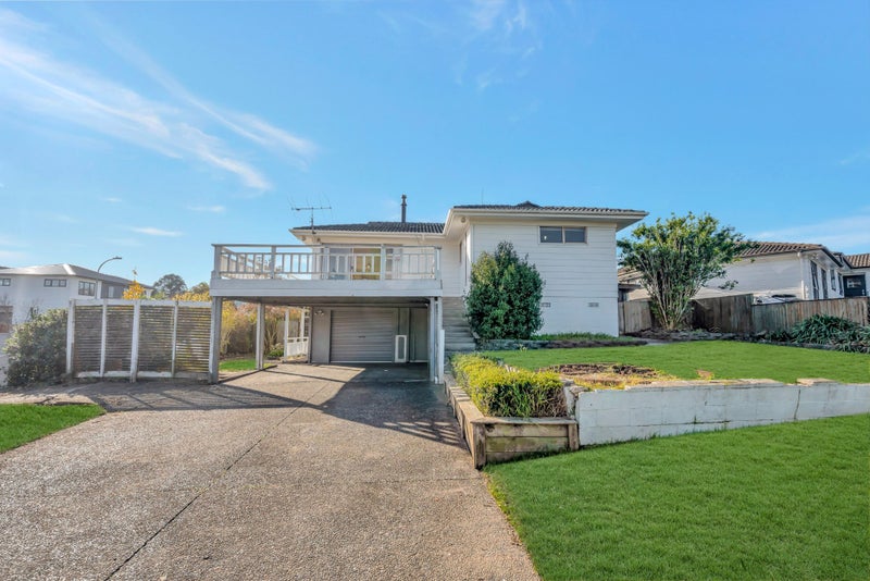 1 Vanbrugh Place, Bucklands Beach, Auckland - Carousel 2