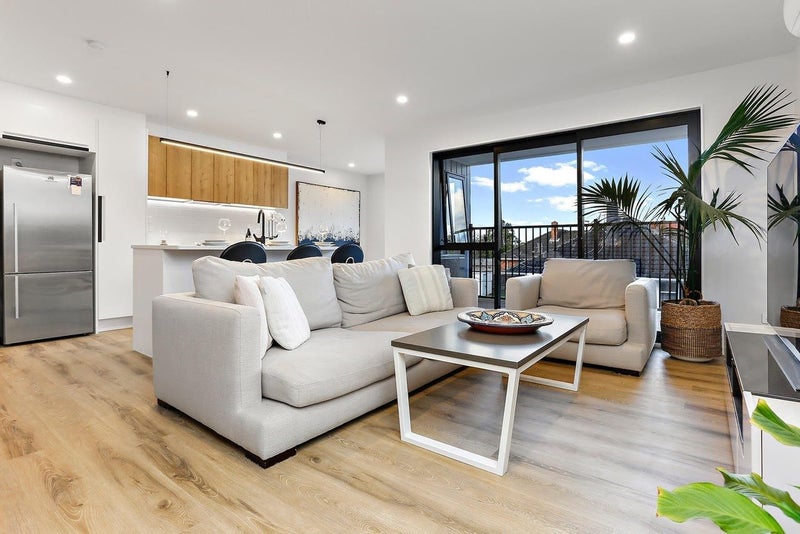 90D Kings Road, Panmure, Auckland - Carousel 1