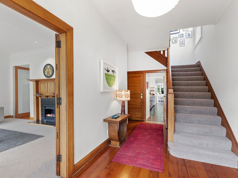 25 Glen Road, Kelburn, Wellington - Carousel 2