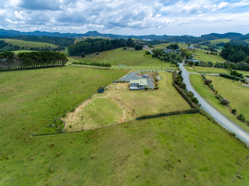 91 Addison Road, Onerahi - Carousel 20