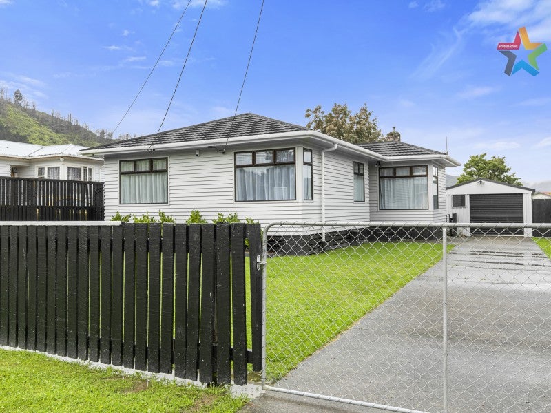 9 McKay Street, Wainuiomata, Lower Hutt - Carousel 19