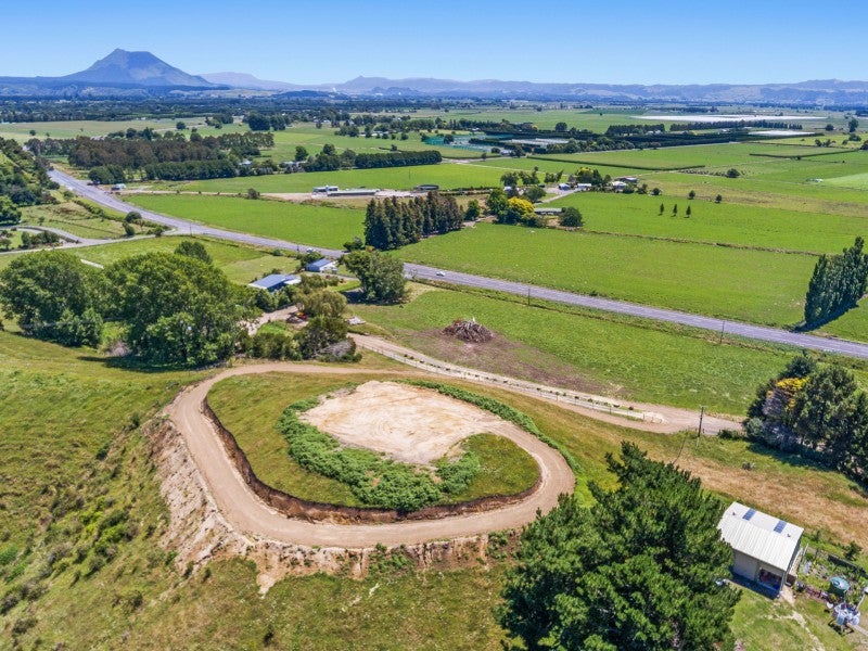 1465D State Highway 30, Whakatane - Carousel 1