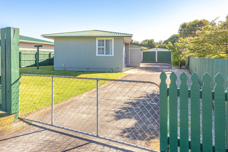 2 Kotuku Street, Castlecliff, Whanganui - Carousel 2