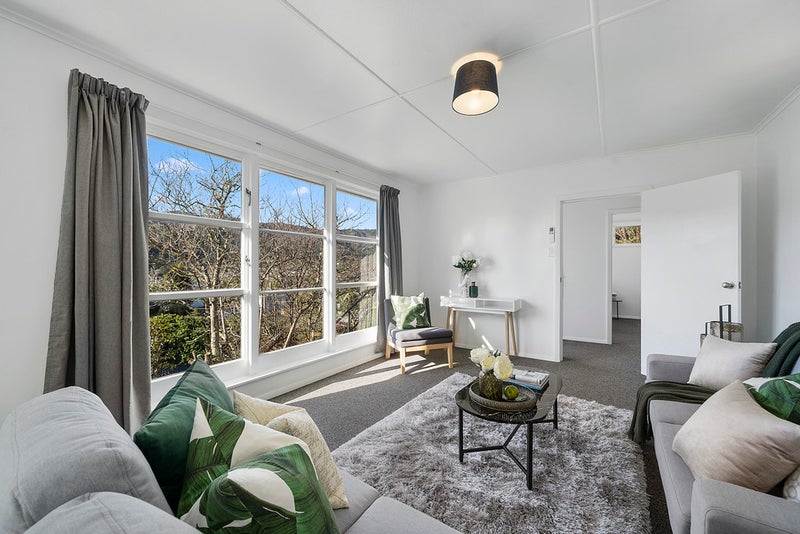 77 Bird Grove, Stokes Valley, Lower Hutt - Carousel 2