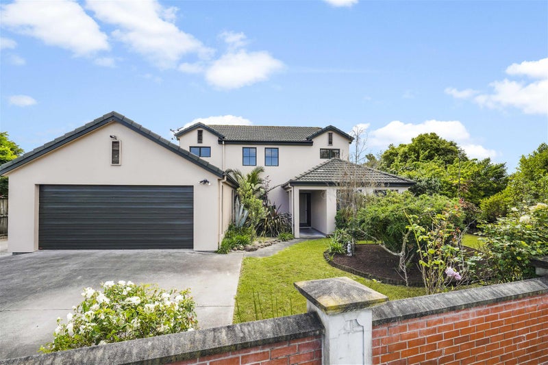 49 Nottingham Drive, Hamilton East, Hamilton - Carousel 1
