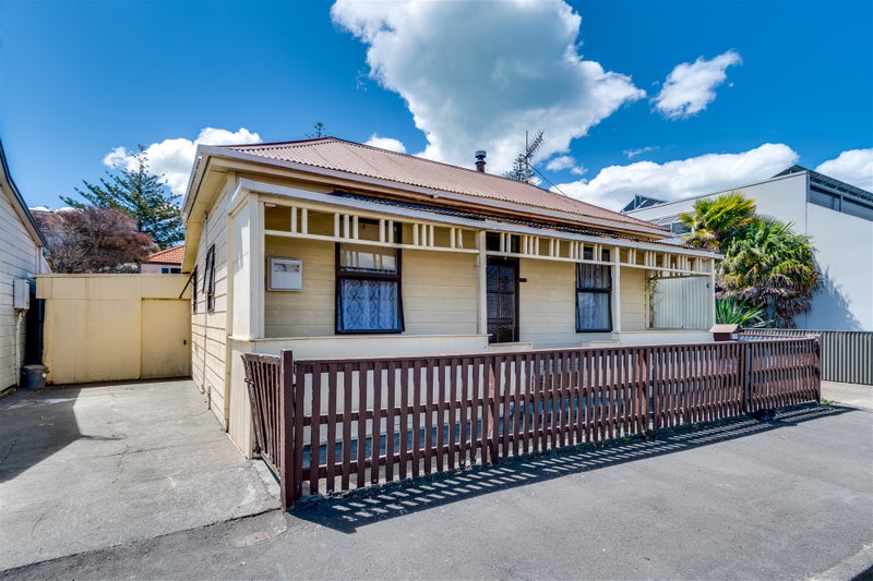 100 Waghorne Street, Ahuriri, Napier - Carousel 1