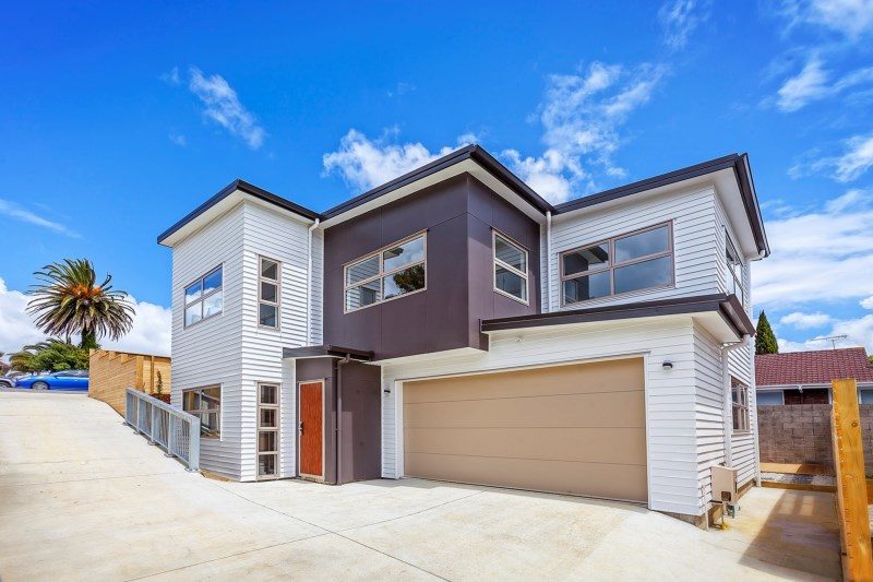 1/175 Onewa Road, Birkenhead, Auckland - Carousel 1
