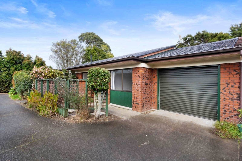 1/16 Denver Avenue, Sunnyvale, Auckland - Carousel 1