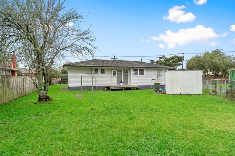 17 Blampied Road, Otara, Auckland - Carousel 2