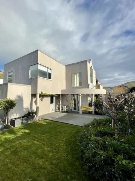 1/110 Nayland Street, Sumner, Christchurch - Carousel 20