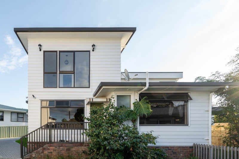 24A Duncan Avenue, Te Atatu South, Auckland - Carousel 2