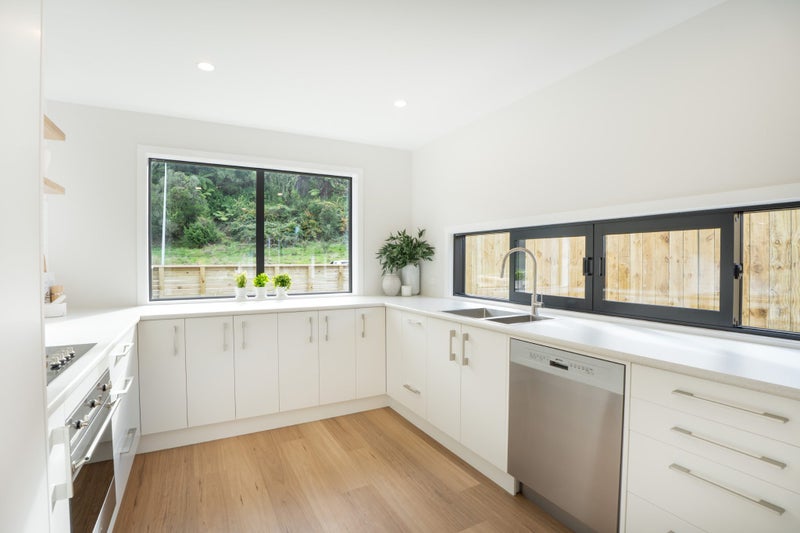 41 Colorado Road, Totara Park, Upper Hutt - Carousel 2