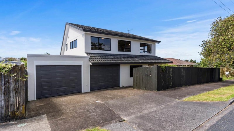 2 Laburnum Road, New Windsor, Auckland - Carousel 1