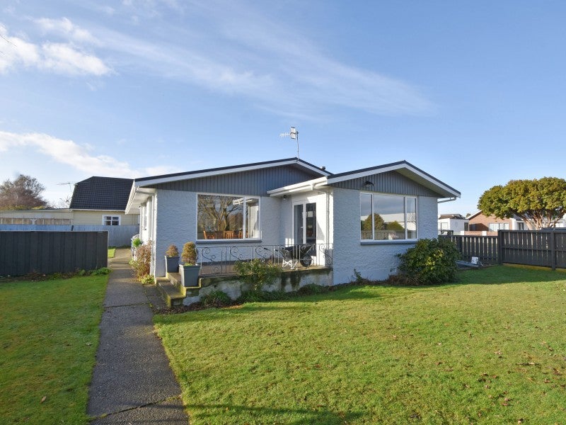 33 Clifton Street, Windsor, Invercargill - Carousel 1