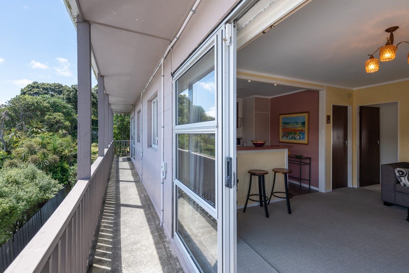 5/12 Cleveland Street, Brooklyn, Wellington - Carousel 2