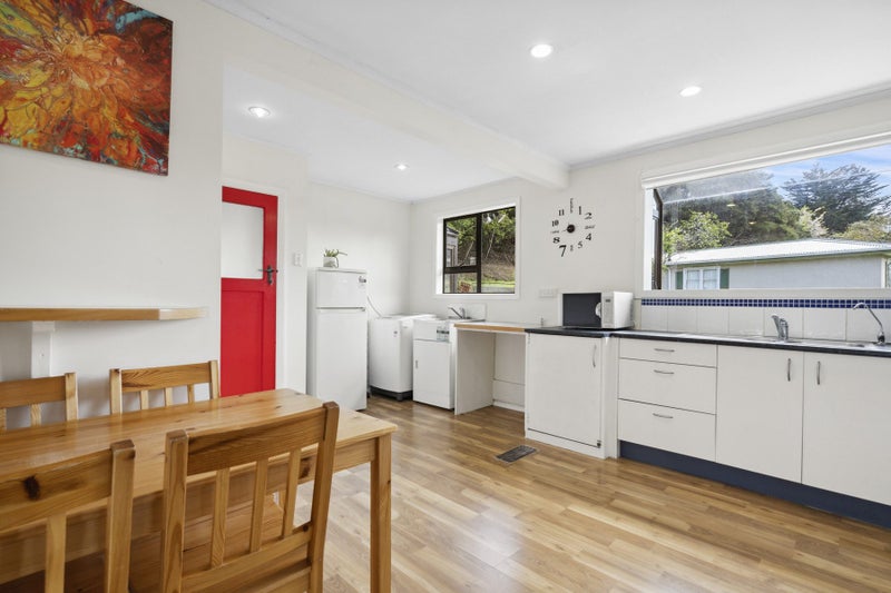 10 Dover Road, Wainuiomata, Lower Hutt - Carousel 2