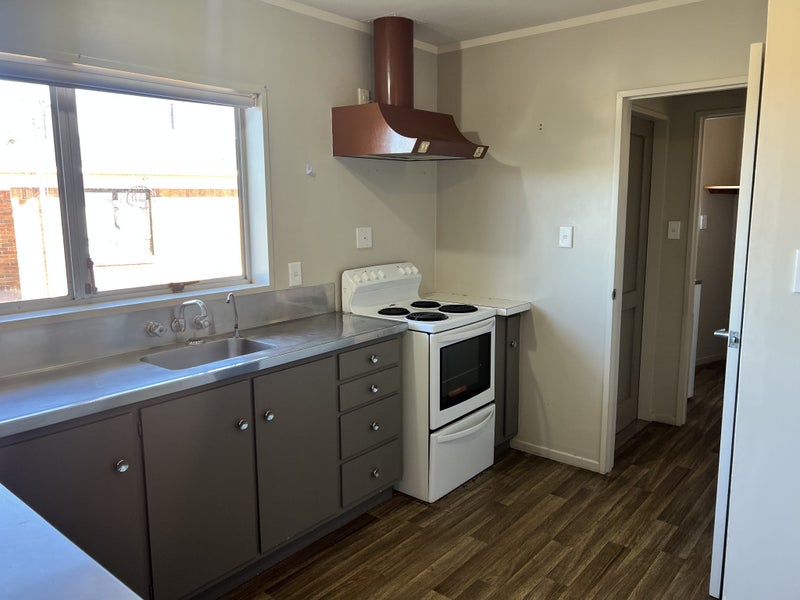 62 Pine Avenue, Melville, Hamilton - Carousel 2