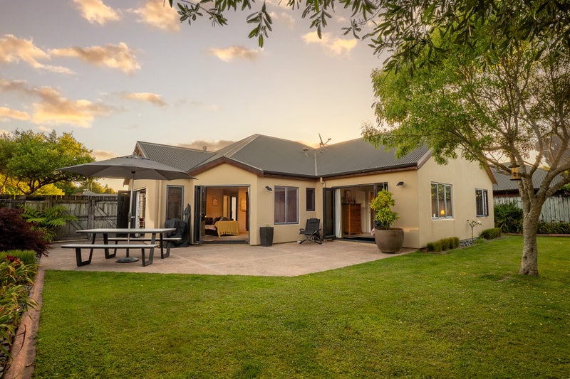 12 Haswell Place, Huntington, Hamilton - Carousel 2