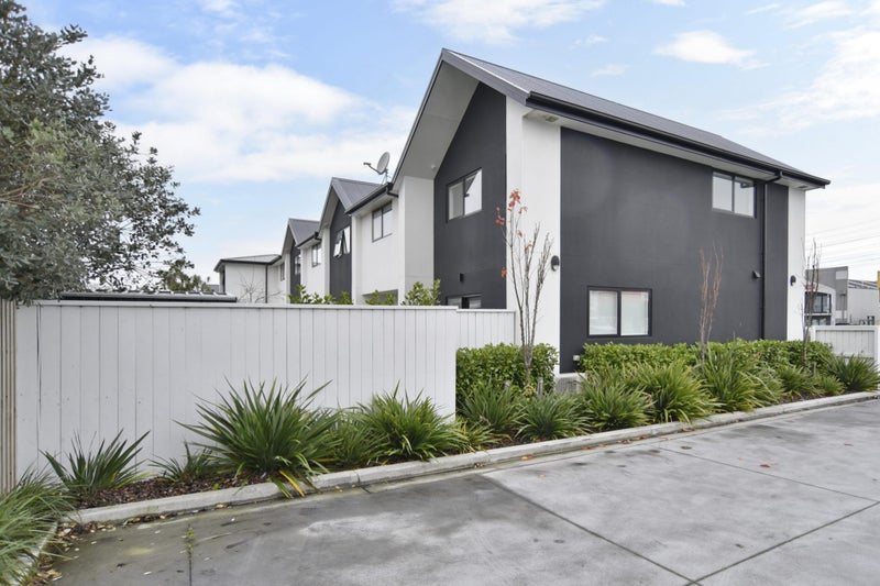 136B Blenheim Road, Riccarton, Christchurch - Carousel 1