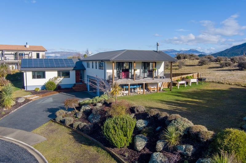 16 Drake Place, Lake Hāwea - Carousel 2