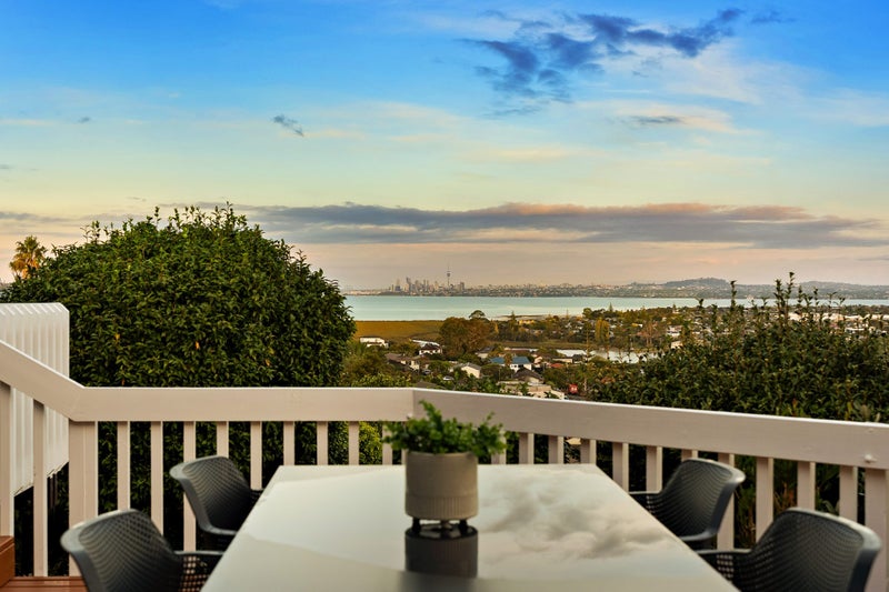 81 Luckens Road, West Harbour, Auckland - Carousel 2
