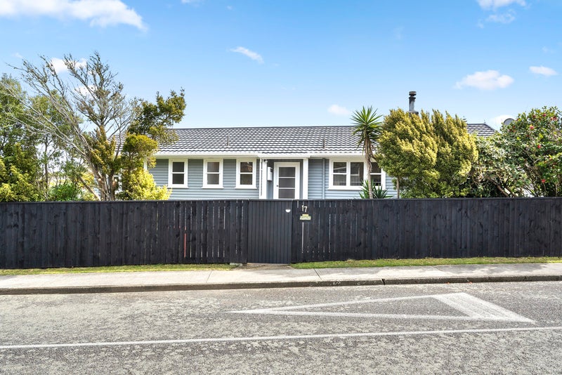 17 Clematis Grove, Maungaraki, Lower Hutt - Carousel 19