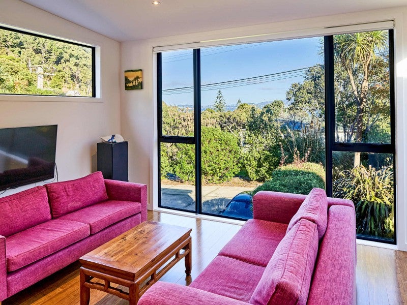 3 Kaitawa Road, York Bay, Lower Hutt - Carousel 2