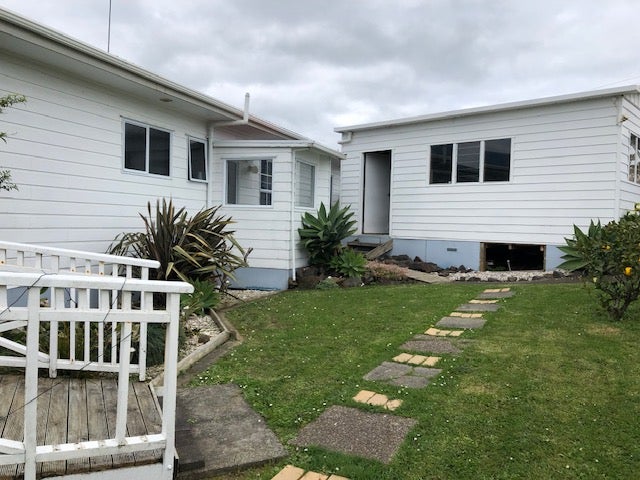 4 Goebel Street, Tinopai - Carousel 2