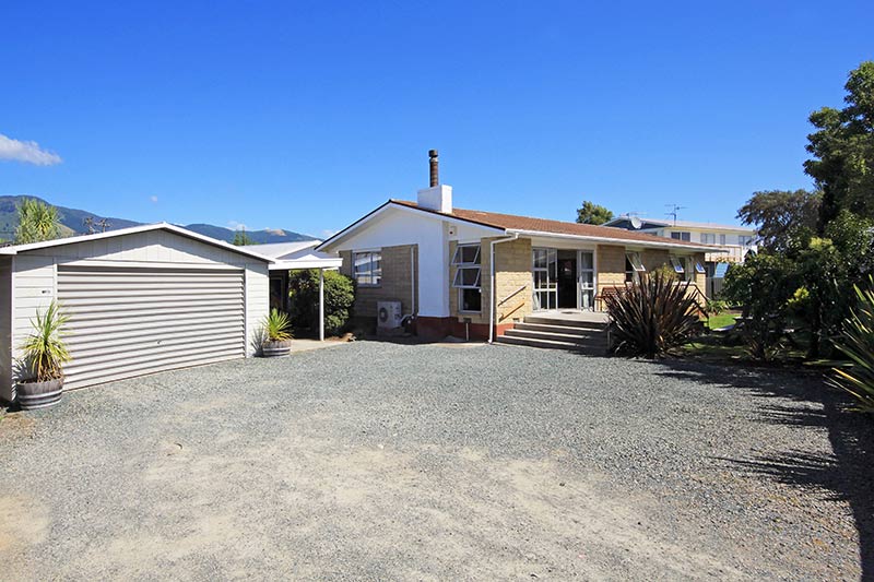 33 Otterson Street, Tahunanui, Nelson - Carousel 1