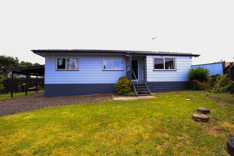 12 Secretariat Place, Randwick Park, Auckland - Carousel 2