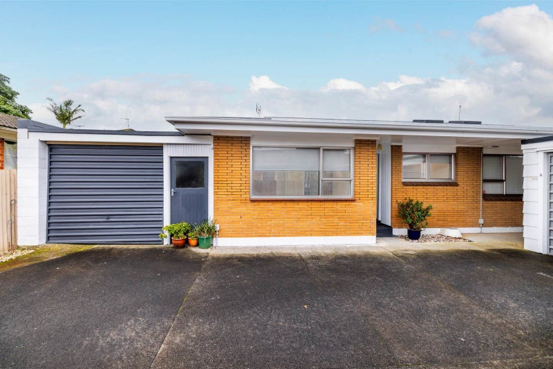 4/16 Campbell Road, One Tree Hill, Auckland - Carousel 1
