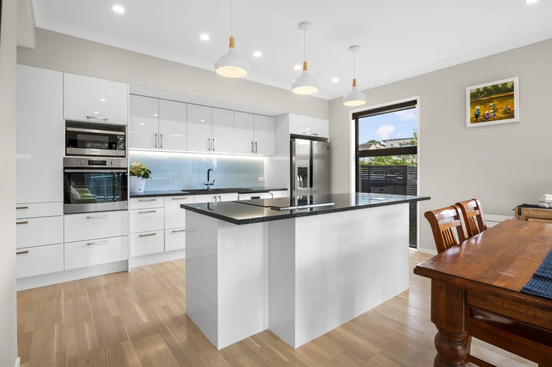 37A Whitmore Road, Mount Roskill, Auckland - Carousel 2