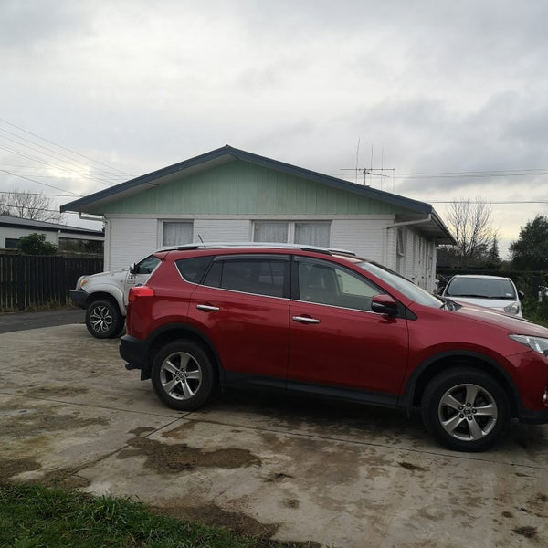 158 Old Farm Road, Hamilton East, Hamilton - Carousel 19