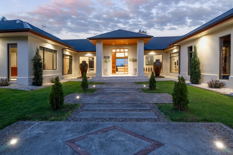 1/60 Lowe Road, Hamilton - Carousel 1