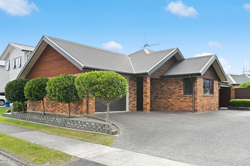 16 Rossiter Place, Chartwell, Hamilton - Carousel 1