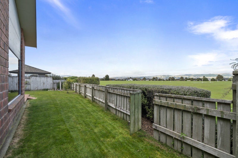 47 Tennyson Avenue, Kelvin Grove, Palmerston North - Carousel 11