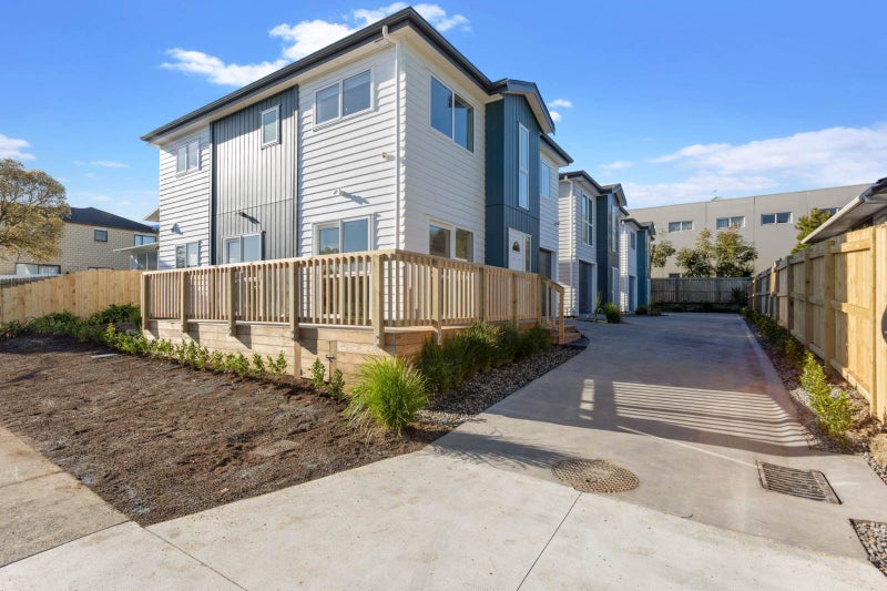 28B Reelick Avenue, Pakuranga Heights, Auckland - Carousel 2