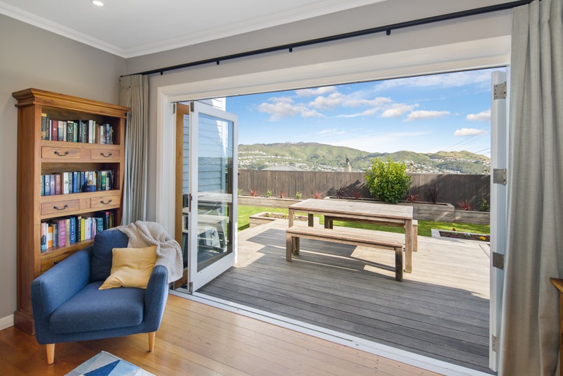 5 Chapman Street, Johnsonville, Wellington - Carousel 2