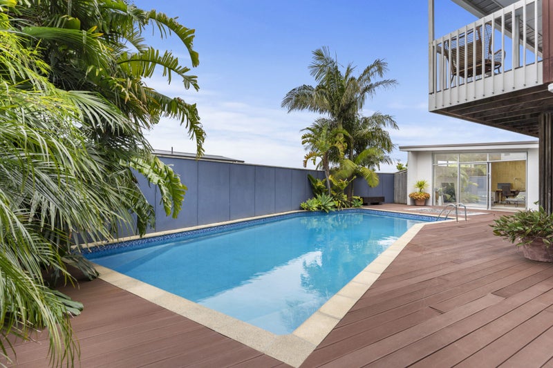 33 Gretel Place, Hillcrest, Auckland - Carousel 1