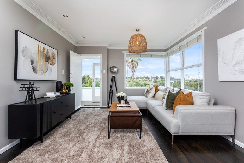 8 Currie Avenue, Hillsborough, Auckland - Carousel 1