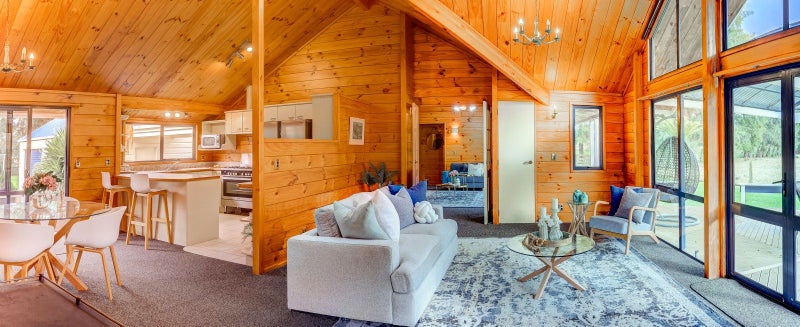 12 Pickwick Road, Otamatea, Whanganui - Carousel 2