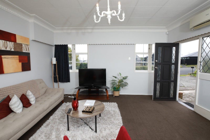 17 Mitcham Avenue, Forest Lake, Hamilton - Carousel 2