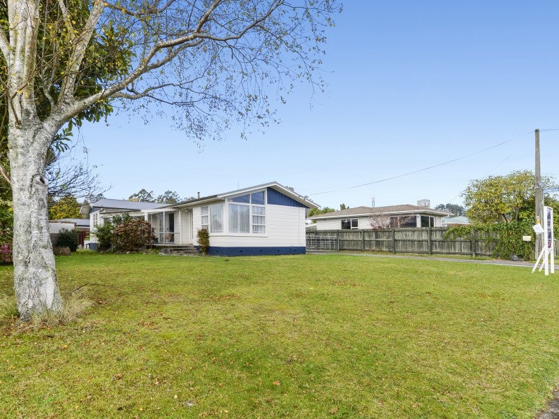 8 Jameson Avenue, Fenton Park, Rotorua - Carousel 10